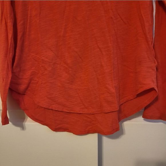 MICHAEL Michael Kors orange high/low long-sleeved pocket tee - Picture 2 of 10